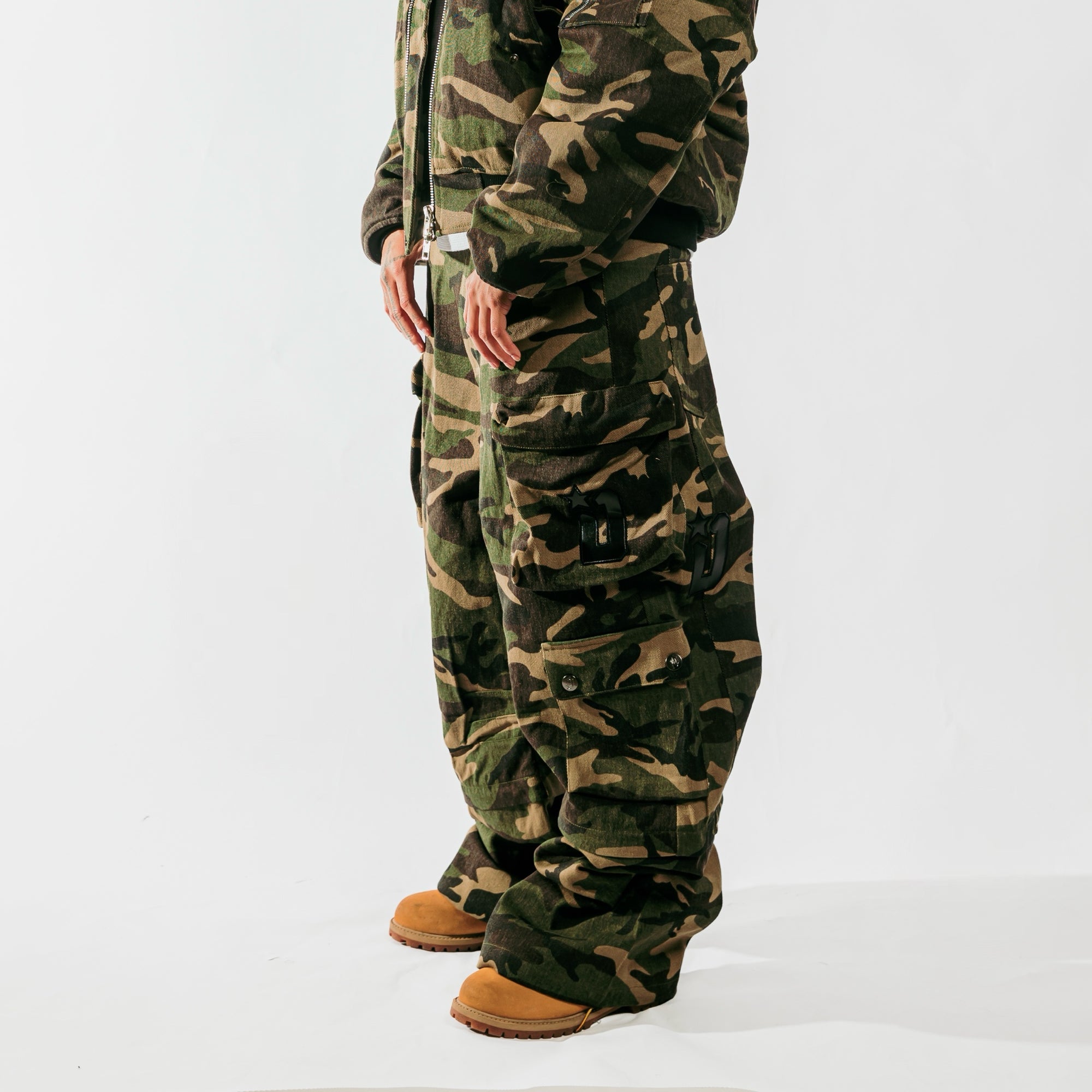 Militia Cargo Pants - Camo