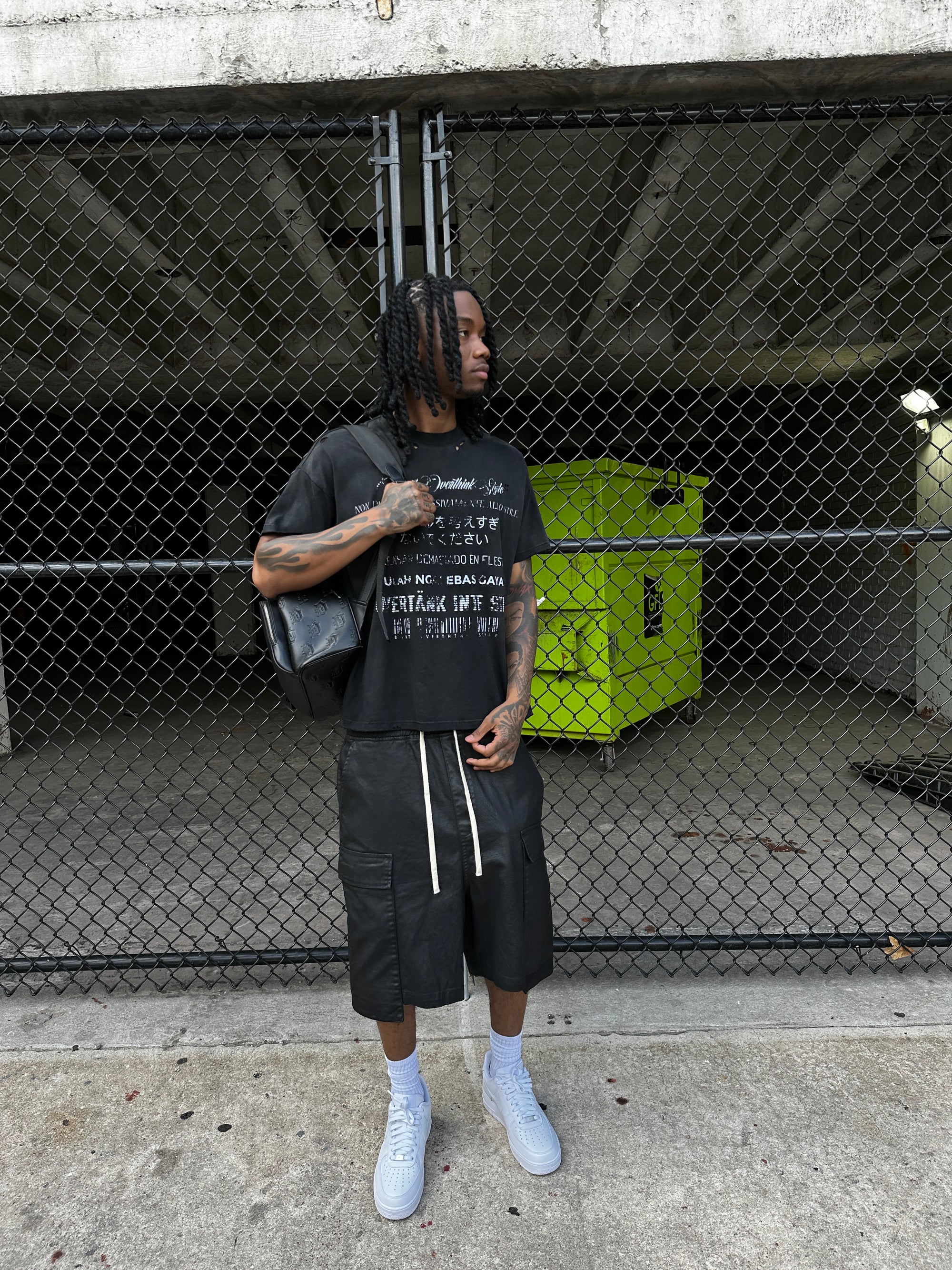 Global Tee - Black
